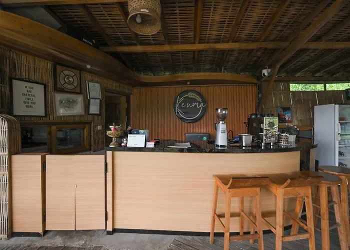 Villa Keuma & Resto By The Lavana