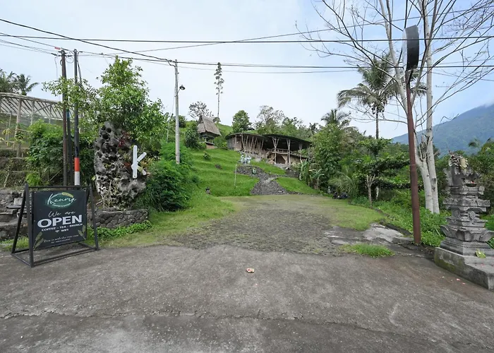 Keuma & Resto By The Lavana Villa *