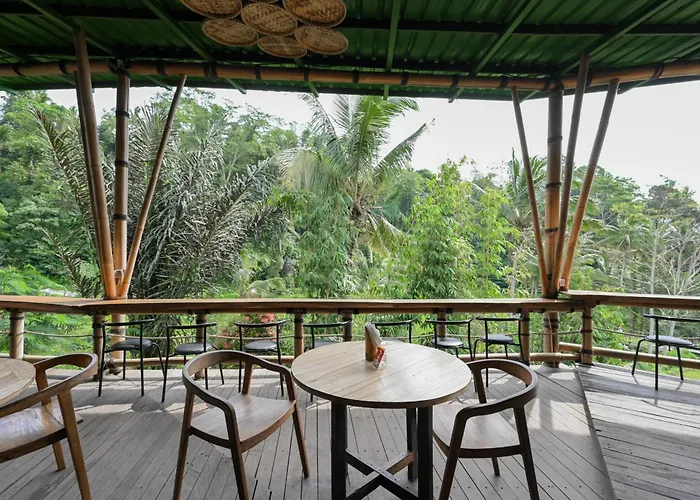 Keuma & Resto By The Lavana