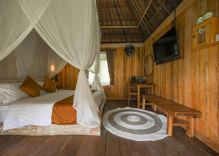 Villa Keuma & Resto By The Lavana